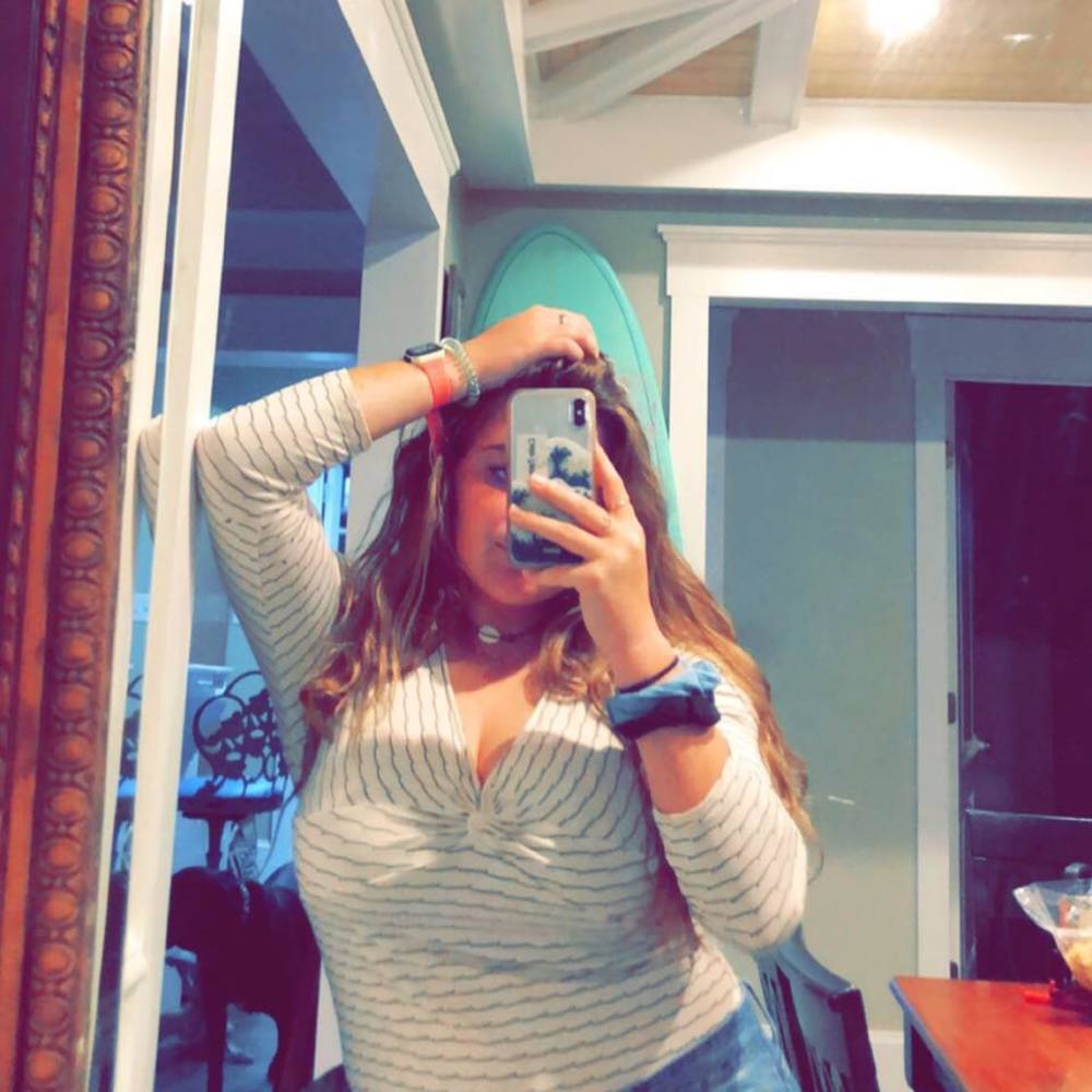 Meet your Posher, Alexis